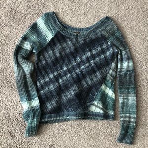 Women’s sweater